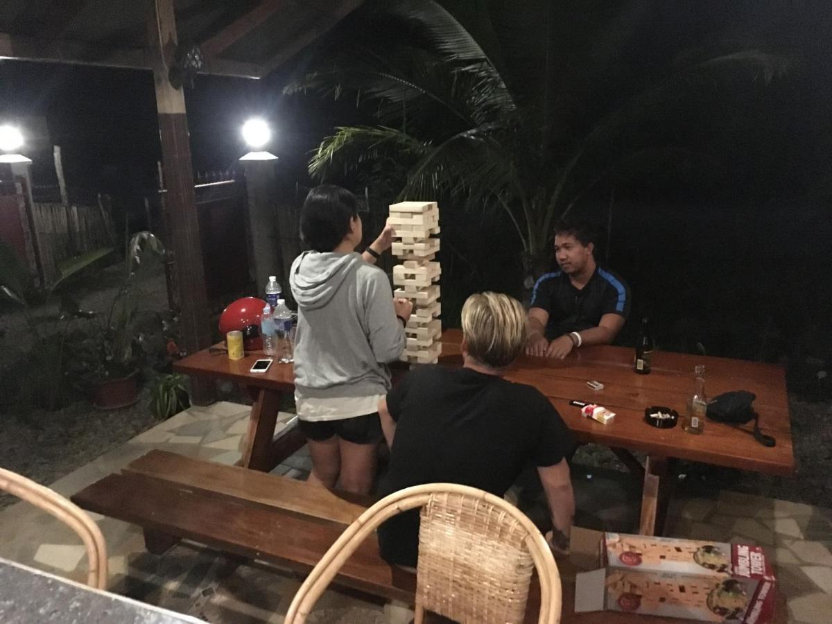 B&R Hostel Nagtabon Bacungan Zewnętrze zdjęcie
