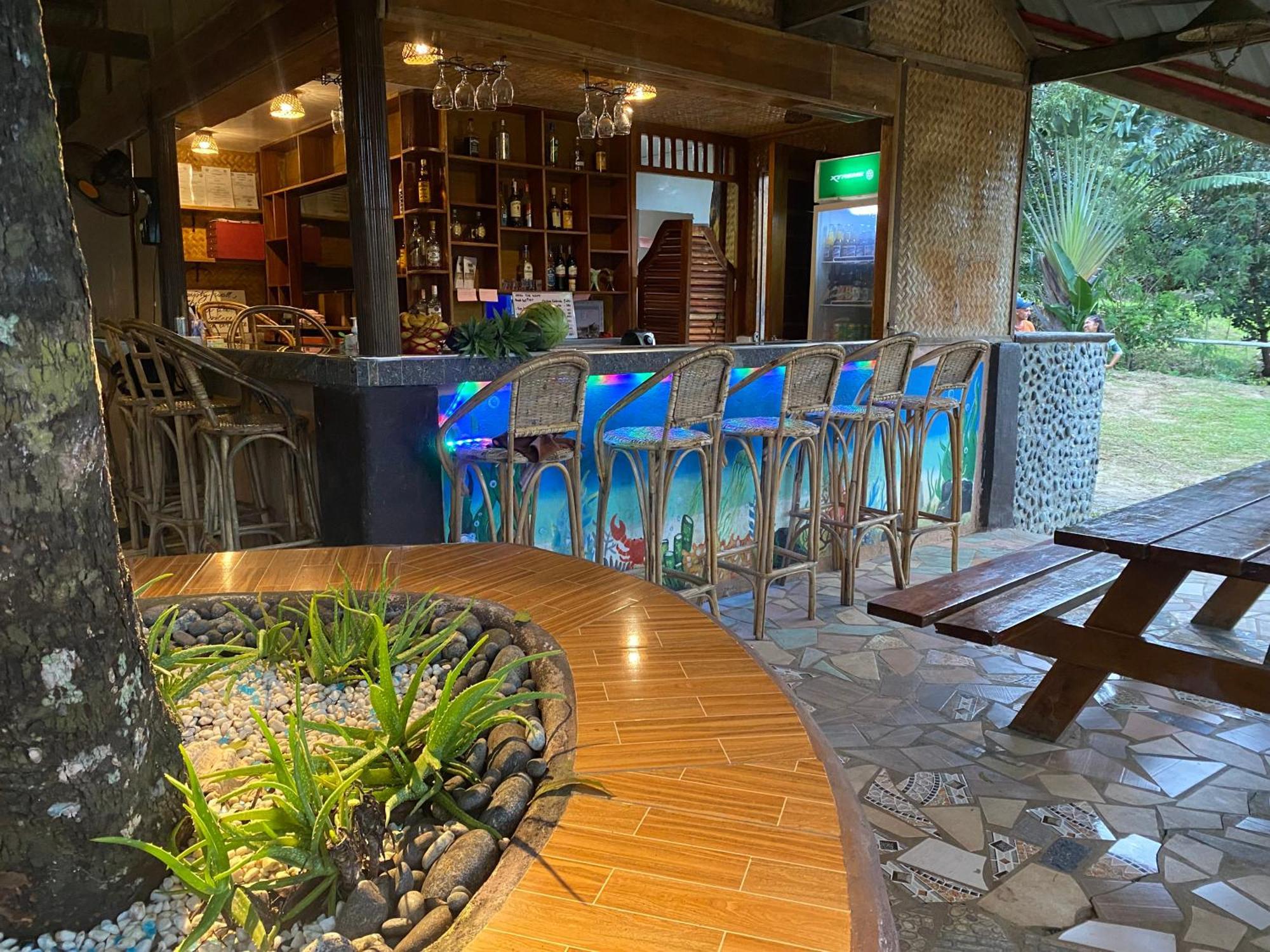 B&R Hostel Nagtabon Bacungan Zewnętrze zdjęcie